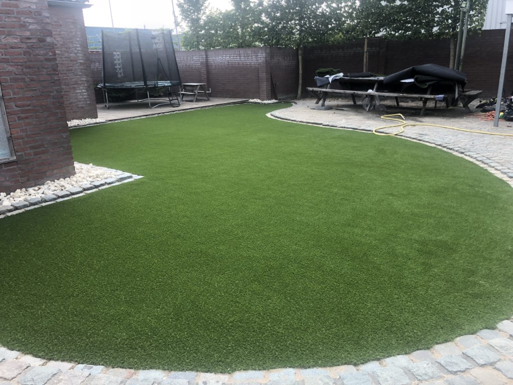 Aanleg kunstgras Royal Grass Seda te Nederweert